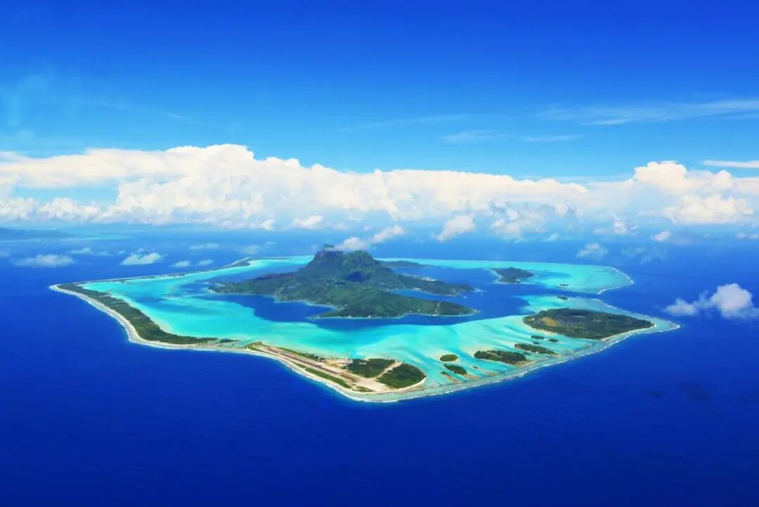 全球十大最美海岛，坠入世间十种蓝插图4
